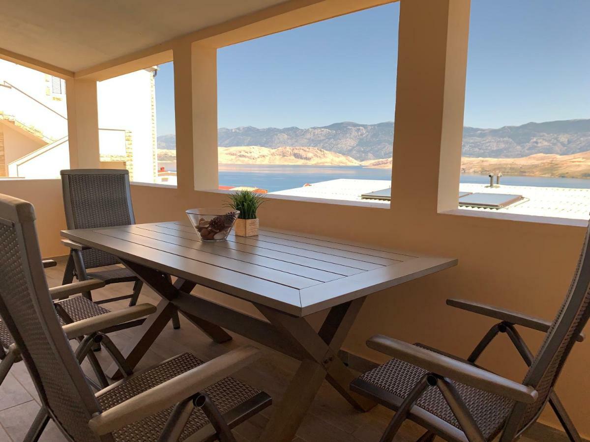 Apartments Lux Pag Паг Экстерьер фото